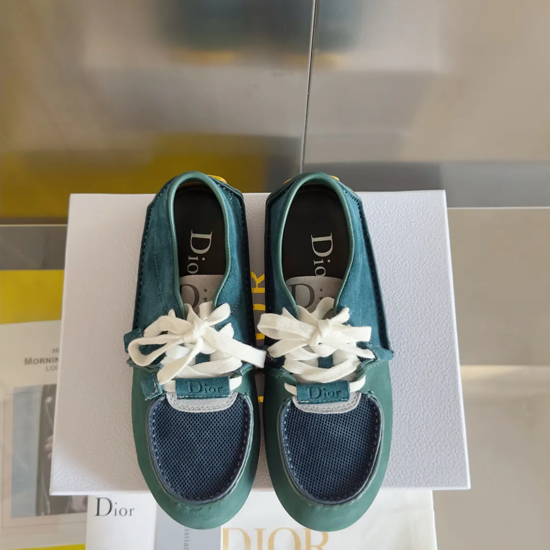 Men's shoes 💰640 Top version: Couple's Dior Roadie Series Catwalk Couple's Handmade Casual Sports Shoes Delivery Counter Exquisite Packaging🛍📦 ▪️Fabric: Original custom imported first-layer cowhide ▪️Inner lining: Original custom leather lining ▪️Sole: Original molded anti-slip rubber material ▪️Sole thickness: 2CM ▪️Size: Women's 35-40 / Men's 39-45